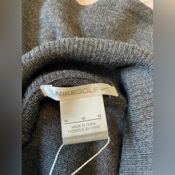 Nike Golf Women’s Merino Wool Lightweight Charcoal Gray Breathable Sweater Sz M - Picture 9 of 14